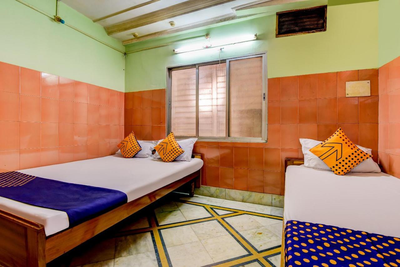 Oyo 63538 Hotel Lotus 1 Khanapara Exterior photo